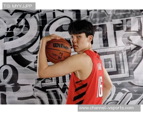 媒体人称比卢普斯对杨瀚森耐心十足呼吁中国球迷也应给予更多理解与支持