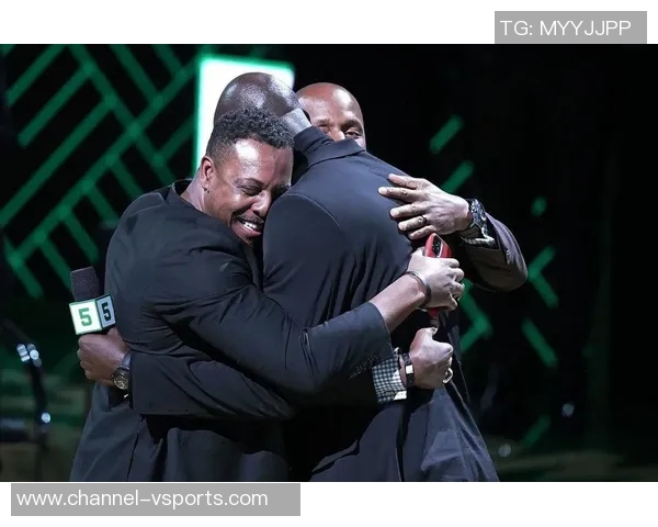 皮尔斯直言约会费用过高不应恋爱引发热议