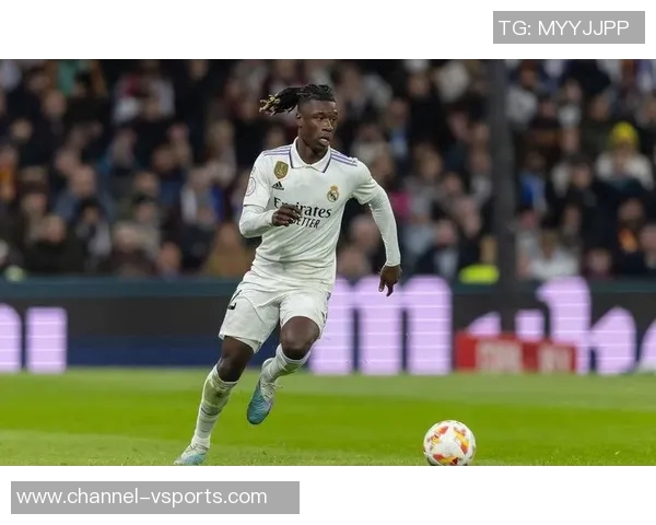 皇马冬季转会窗或无新援中场目标锁定亚当沃顿与斯米特