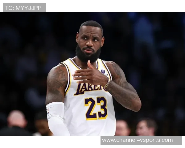 41岁依然保持高分詹姆斯连续20年评分90以上令人惊叹